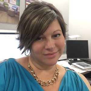 Meet your Posher, Tina